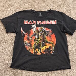 Iron Maiden Black Graphic Band T-Shirt size medium/large